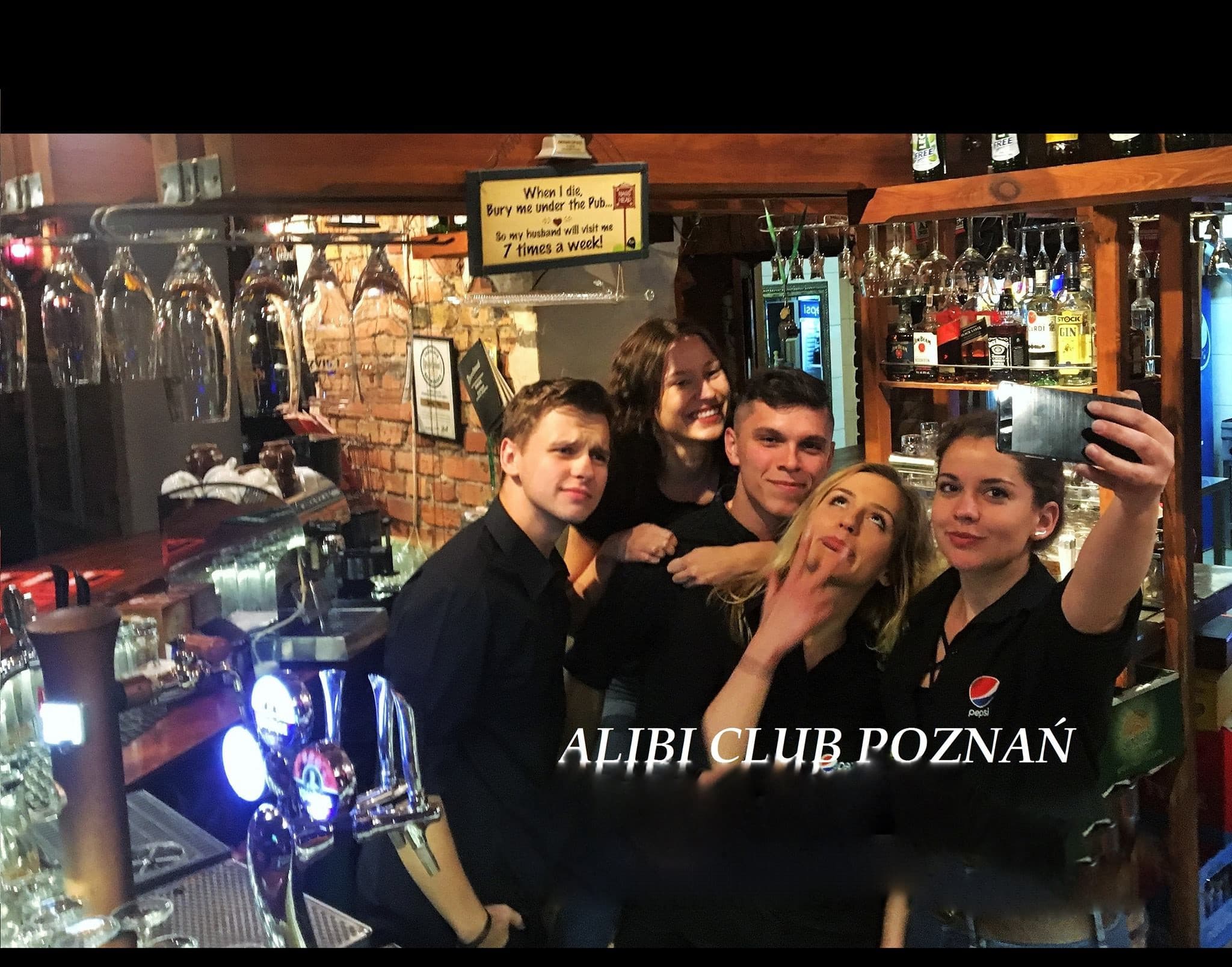 Alibi Club