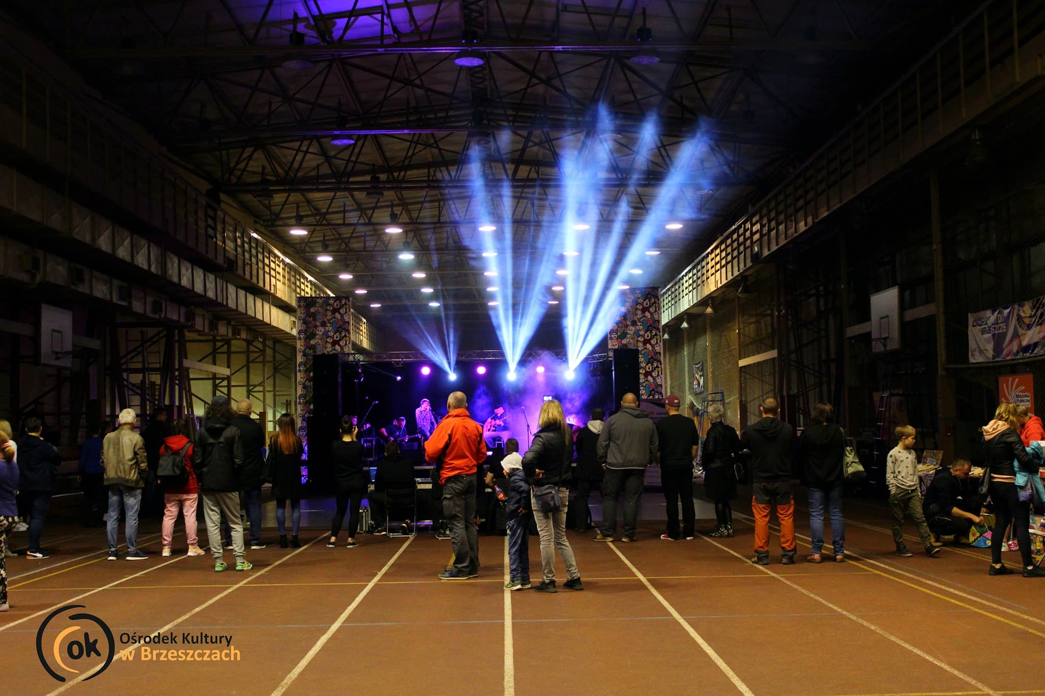 OK Ośrodek Kultury w Brzeszczach