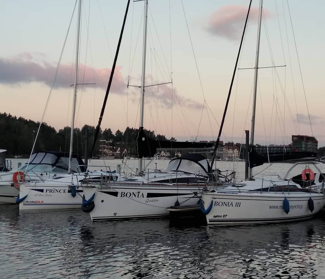 Makabo Yacht