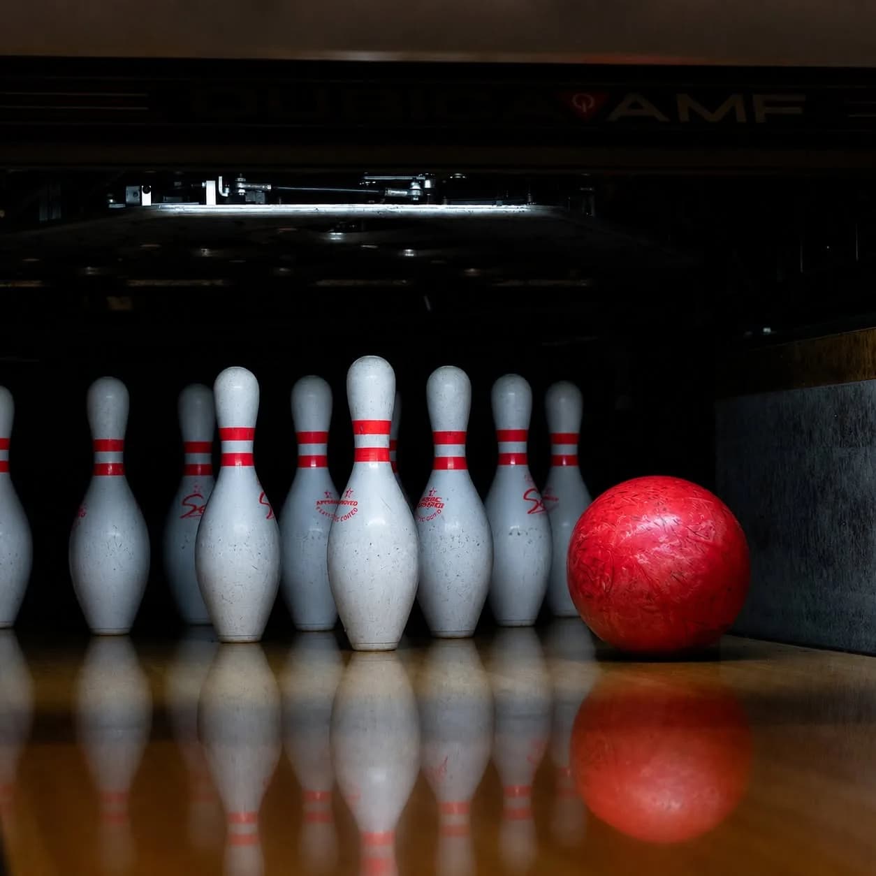 KING PIN CLUB & RESTAURANT