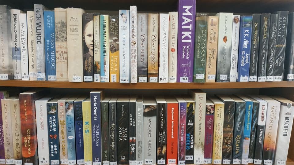 Gminna Biblioteka Publiczna w Pawonkowie