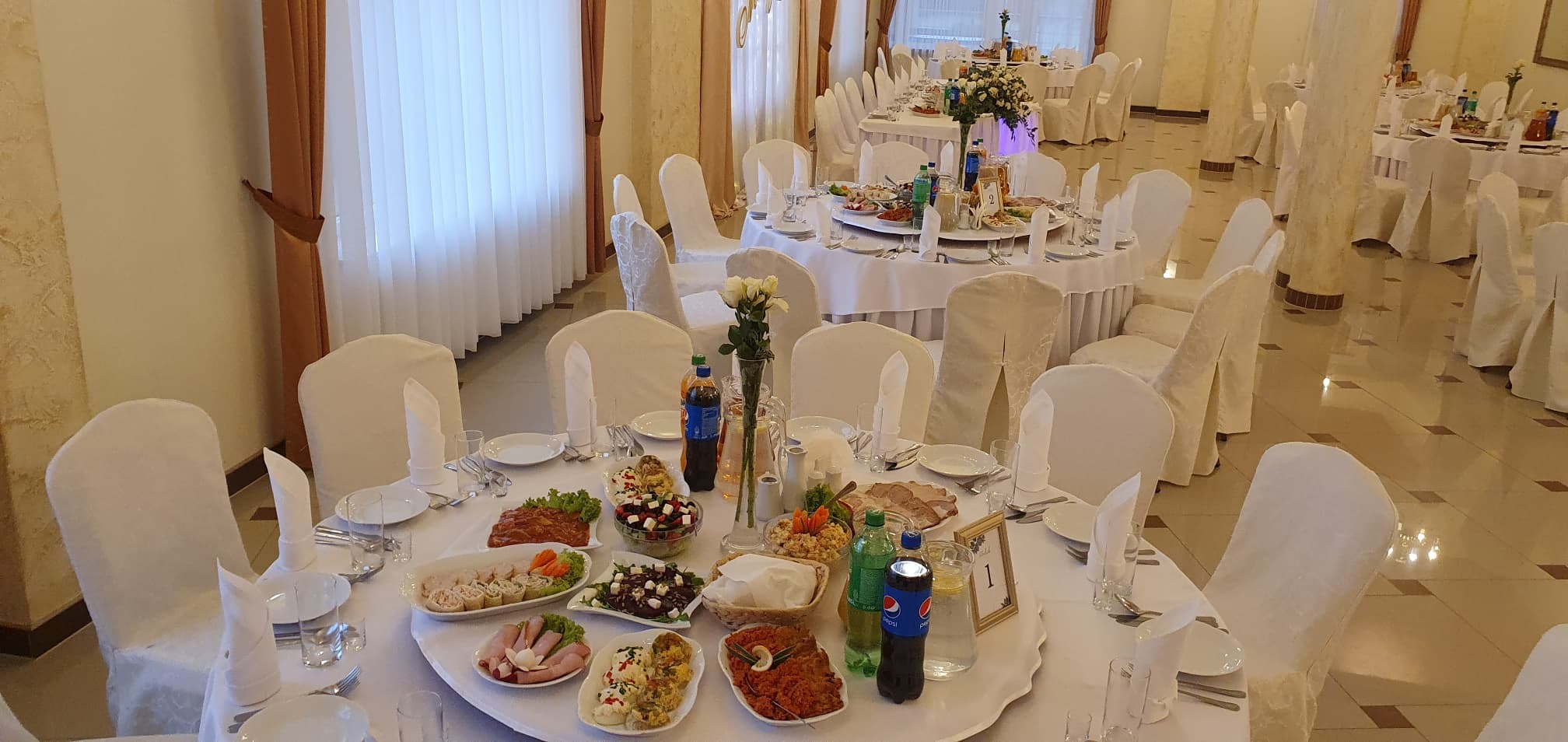 Hotel & Restauracja Okrąglak