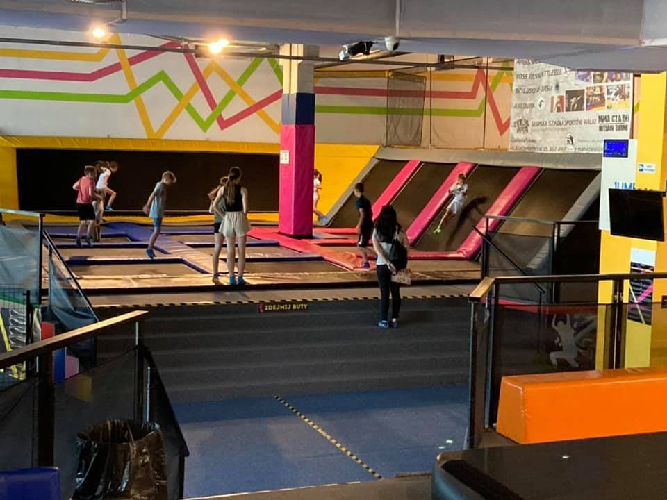 Jump 2 Sky - Park Trampolin
