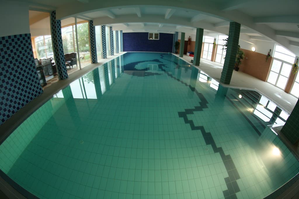 Basen i Centrum SPA