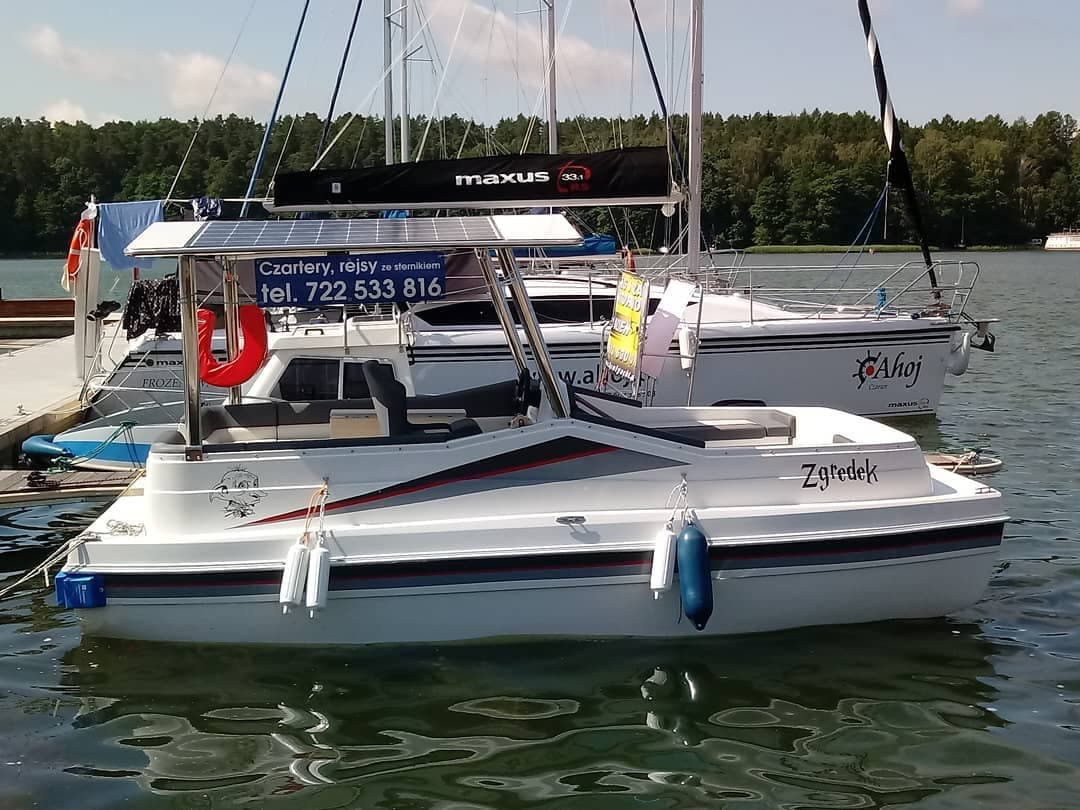 Makabo Yacht